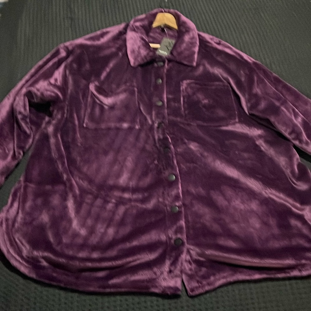 Torrid women’s long sleeve velour like button down   jacket plum sweater-Size 3X